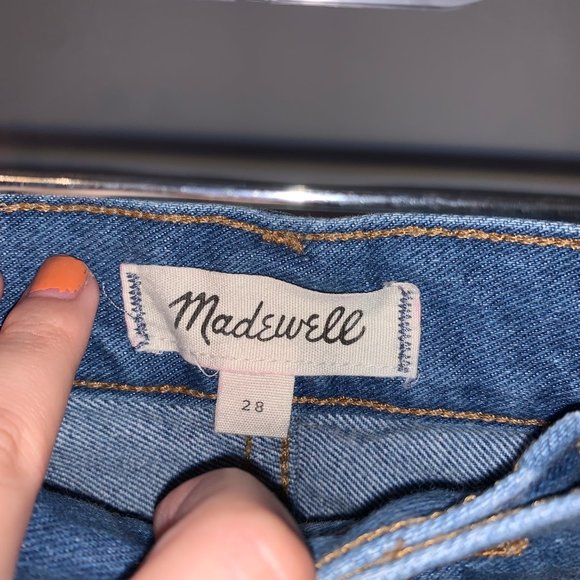 Madewell The Perfect Jean Short: Step-Hem Edition - Picture 3 of 6